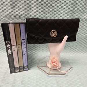 Badgley Mischka Black Quilted Wallet NWOT